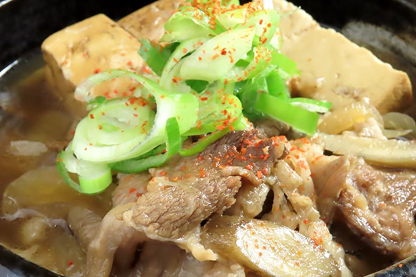 ハイボール × 豚ホルモンみそ煮